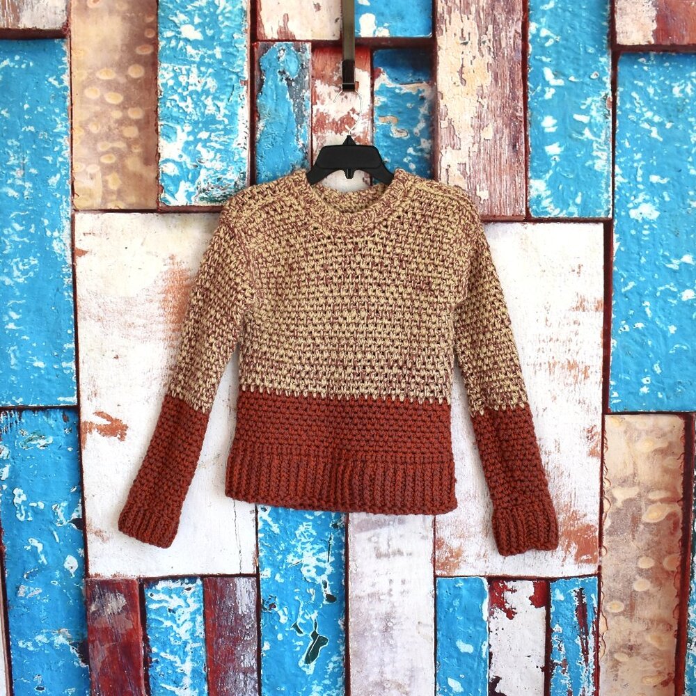 Women's UNBRANDED Crochet Sweater Long Sleeve Crew Neck NO SIZE Brown
